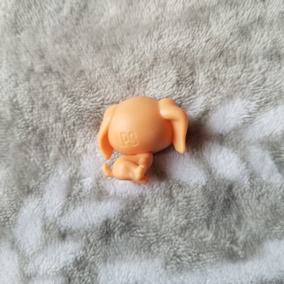 Littlest Pet Shop Beagle Peach Tan Mini Figure Value Pets Dog No Number - Picture 2 of 3